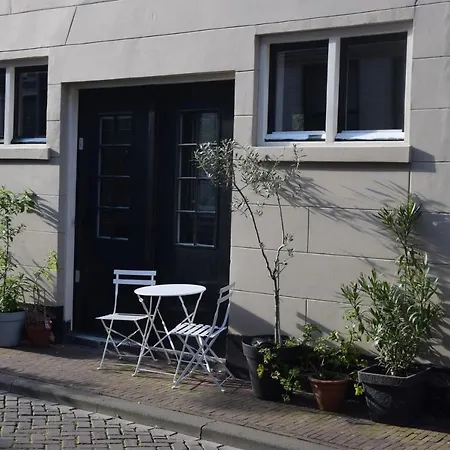 Conti Bed & Breakfast *