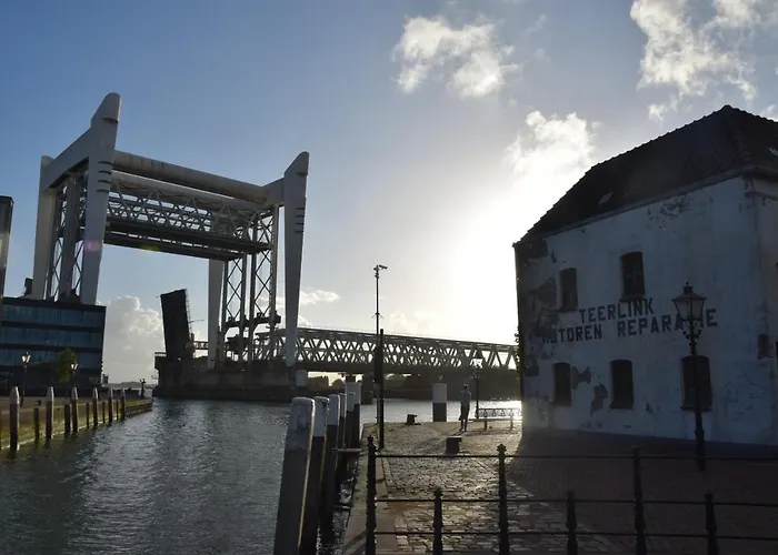 Conti לינה וארוחת בוקר