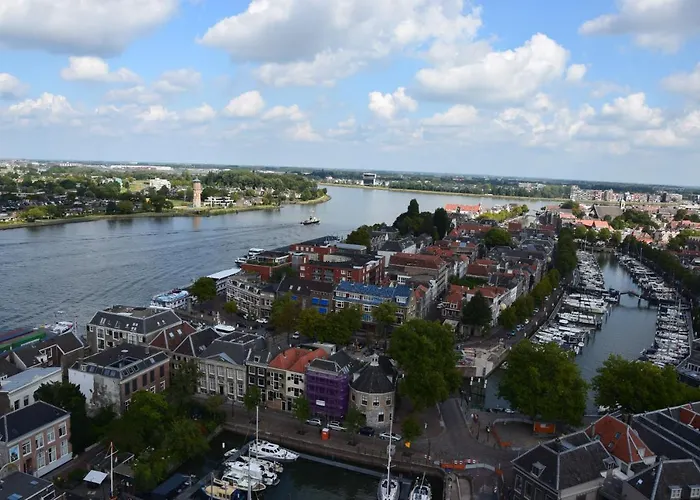 Conti Bed and Breakfast 3*