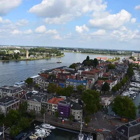 Conti فندق مبيت وإفطار 3*