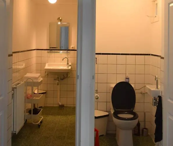 Conti فندق مبيت وإفطار 3*